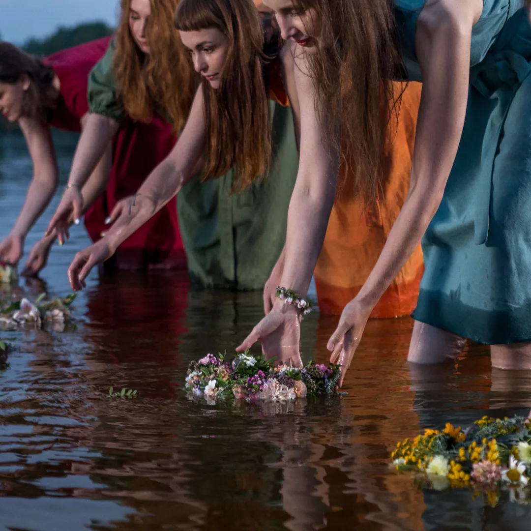 Poletni solsticij- Rituali, Praznovanje in Prehrana Najdaljšega Dneva v Letu